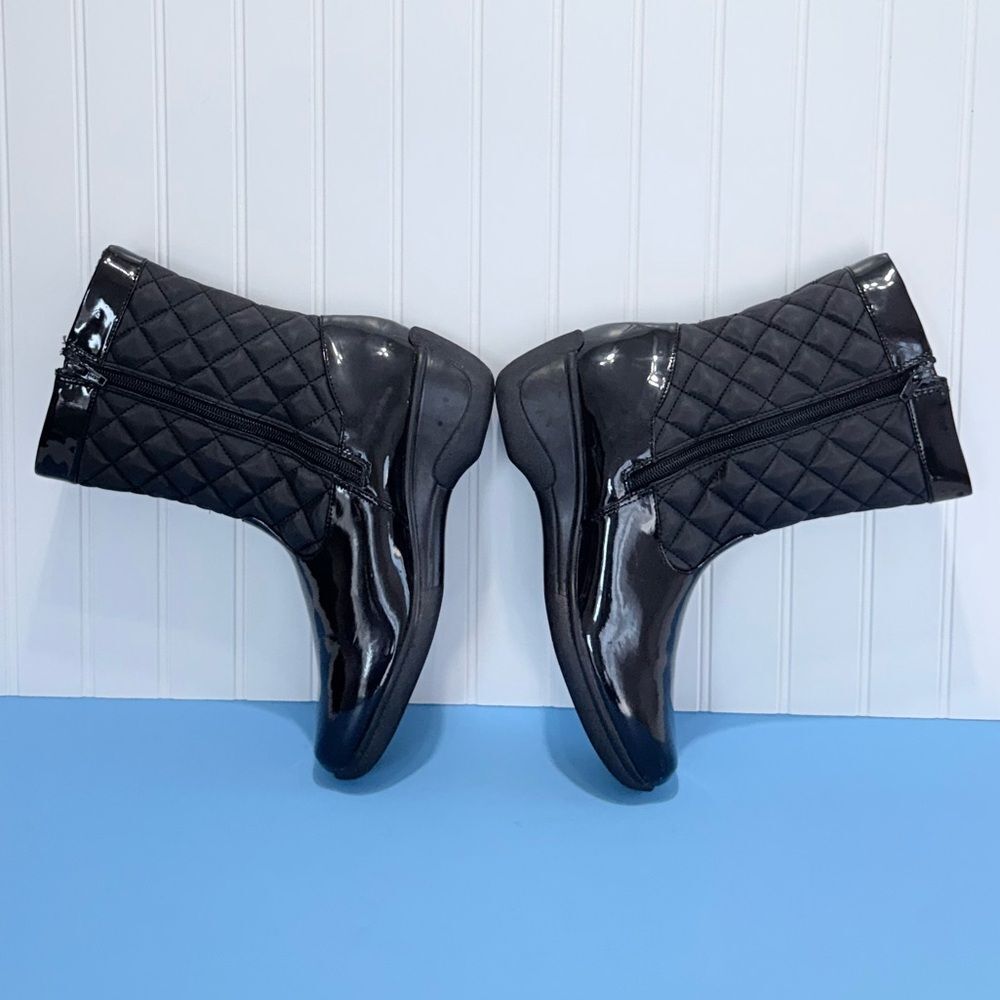 Bass Glacier Women's Black Quilted Calf Height Zipper Boots Size 9M - Picture 17 of 17